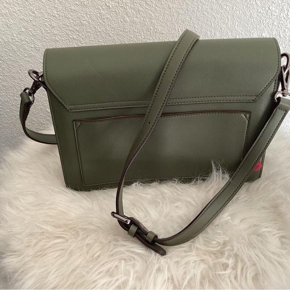 Crossbody - Picture 8 of 10